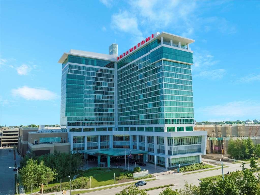 Potawatomi Hotel & Casino Milwaukee Exterior photo